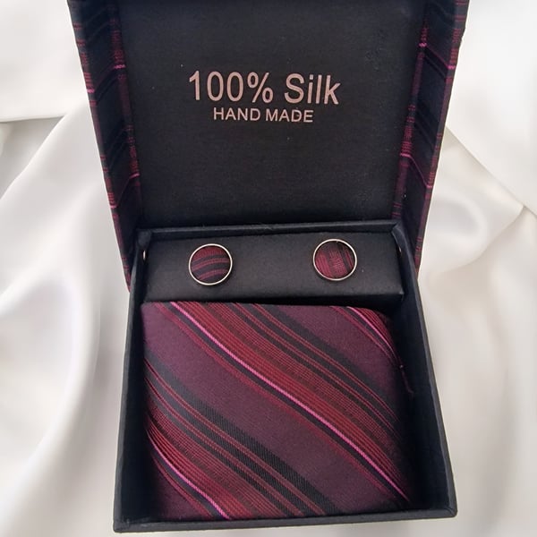 Necktie