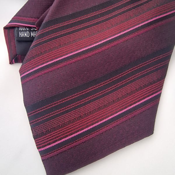 Necktie